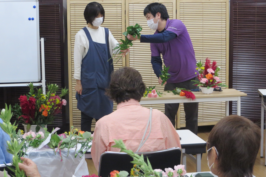 季節のお花を楽しむ フラワーアレンジメント講座